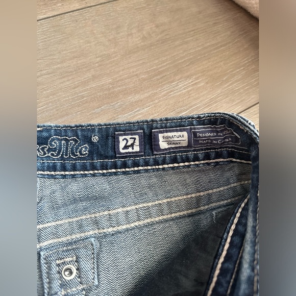 Jeans 👖 | Miss Me Signature Skinny Jeans - Size 27 (Amazing Like NEW Condition) - Picture 5 of 7